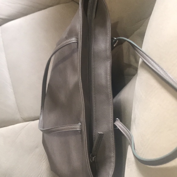 Handbag - Picture 6 of 8